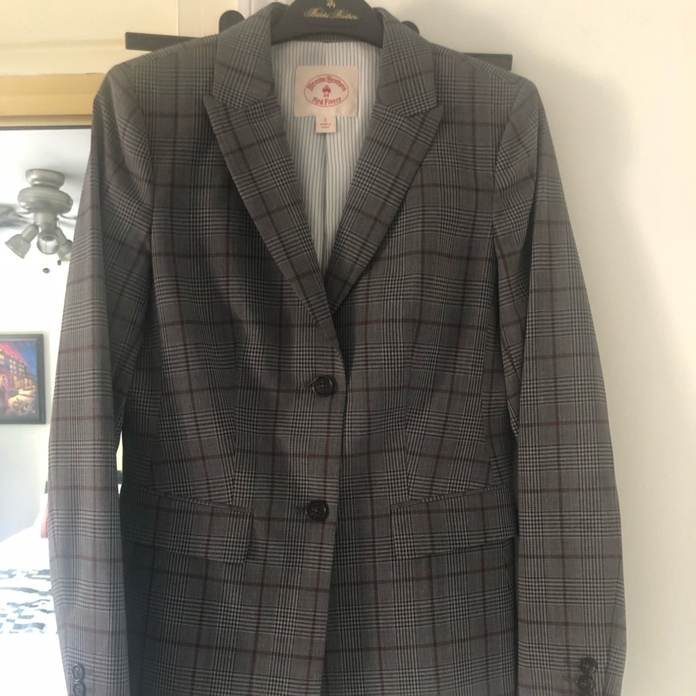 Brooks Brothers Suit NWT